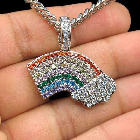 30" x 5mm Cuban Chain - 14 White Gold Finish Rainbow Cloud. - Picture 6 of 10